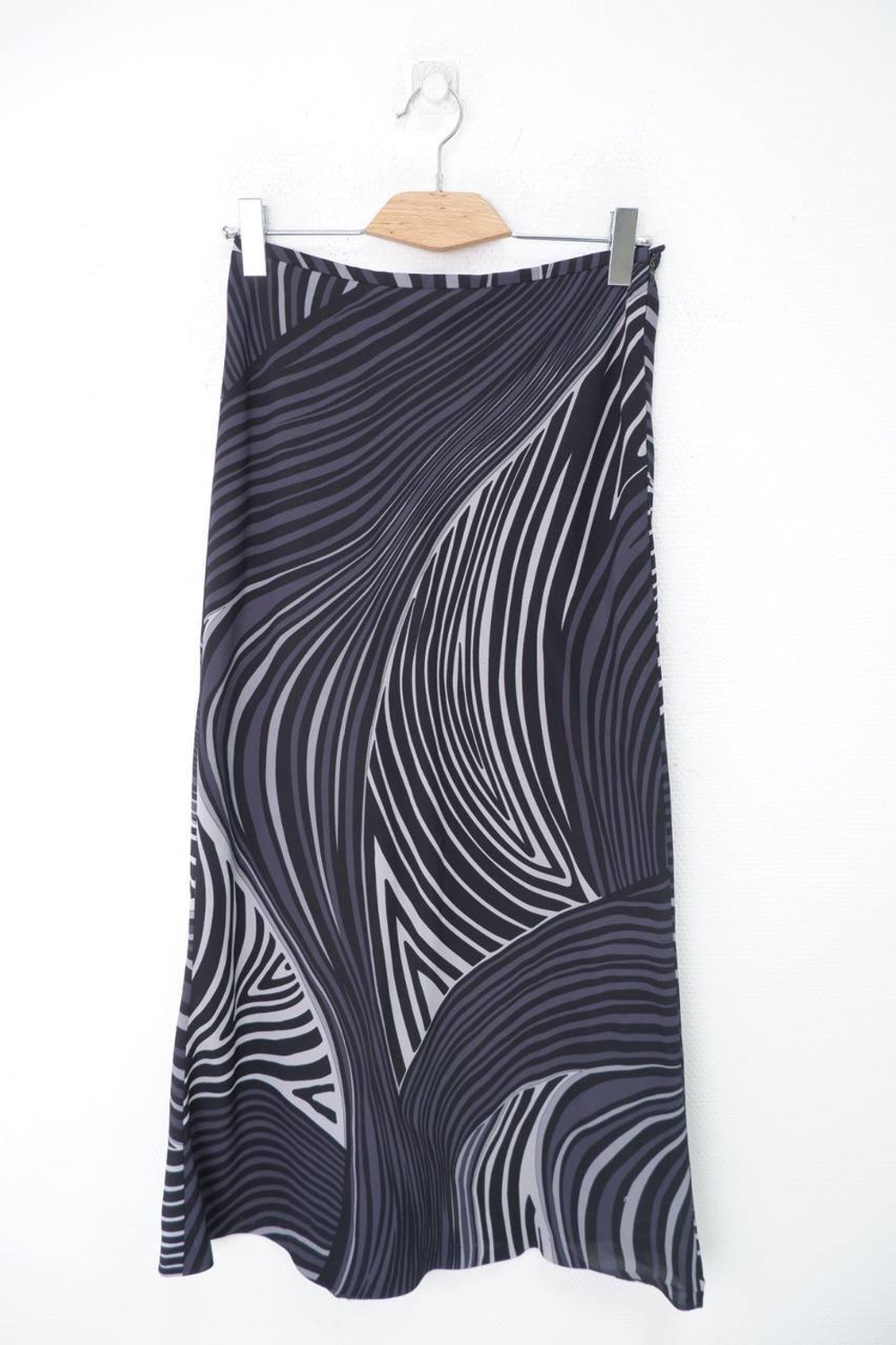 Юбка с принтом 40-42 размер