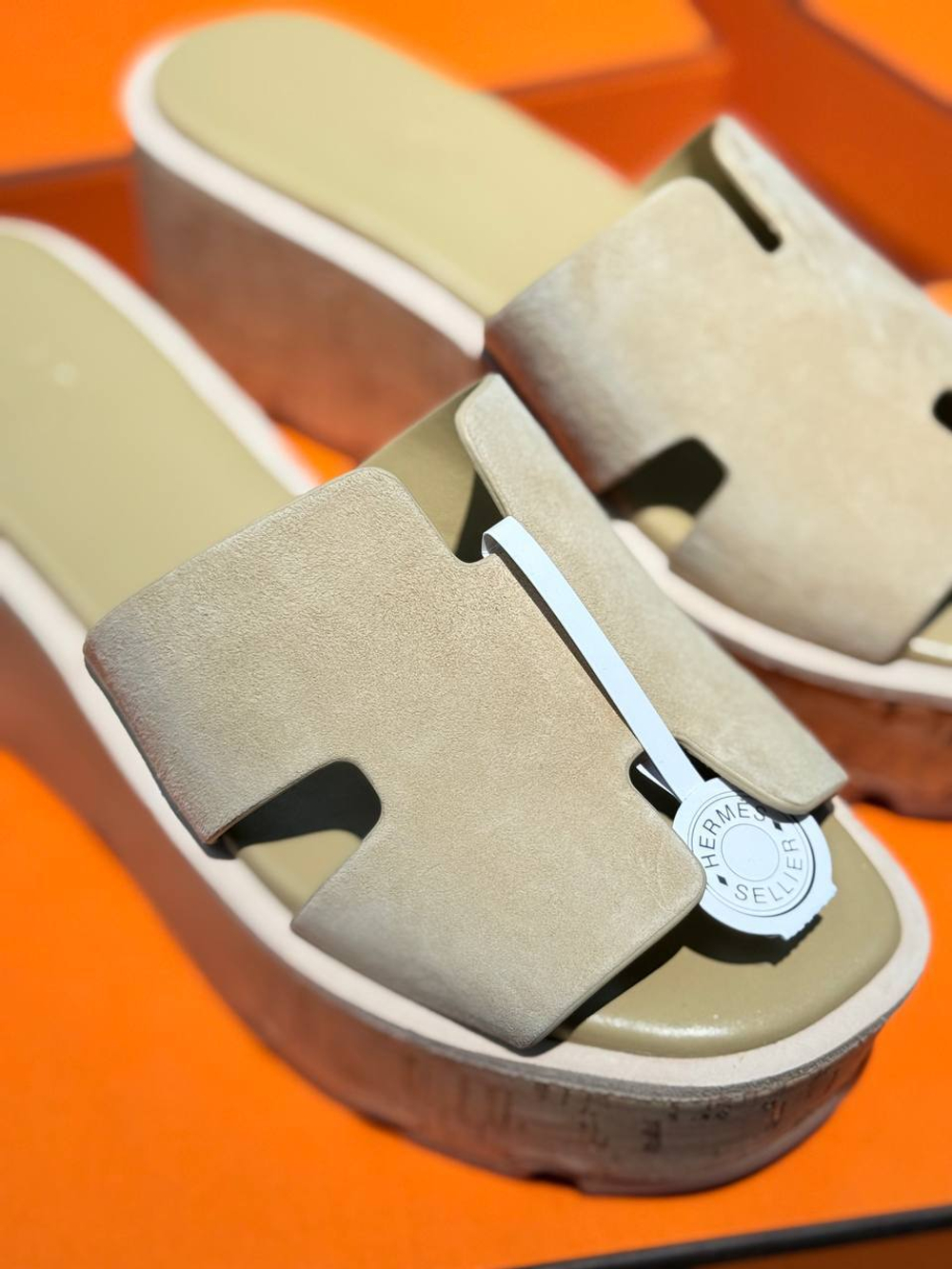 Шлепанцы Hermes