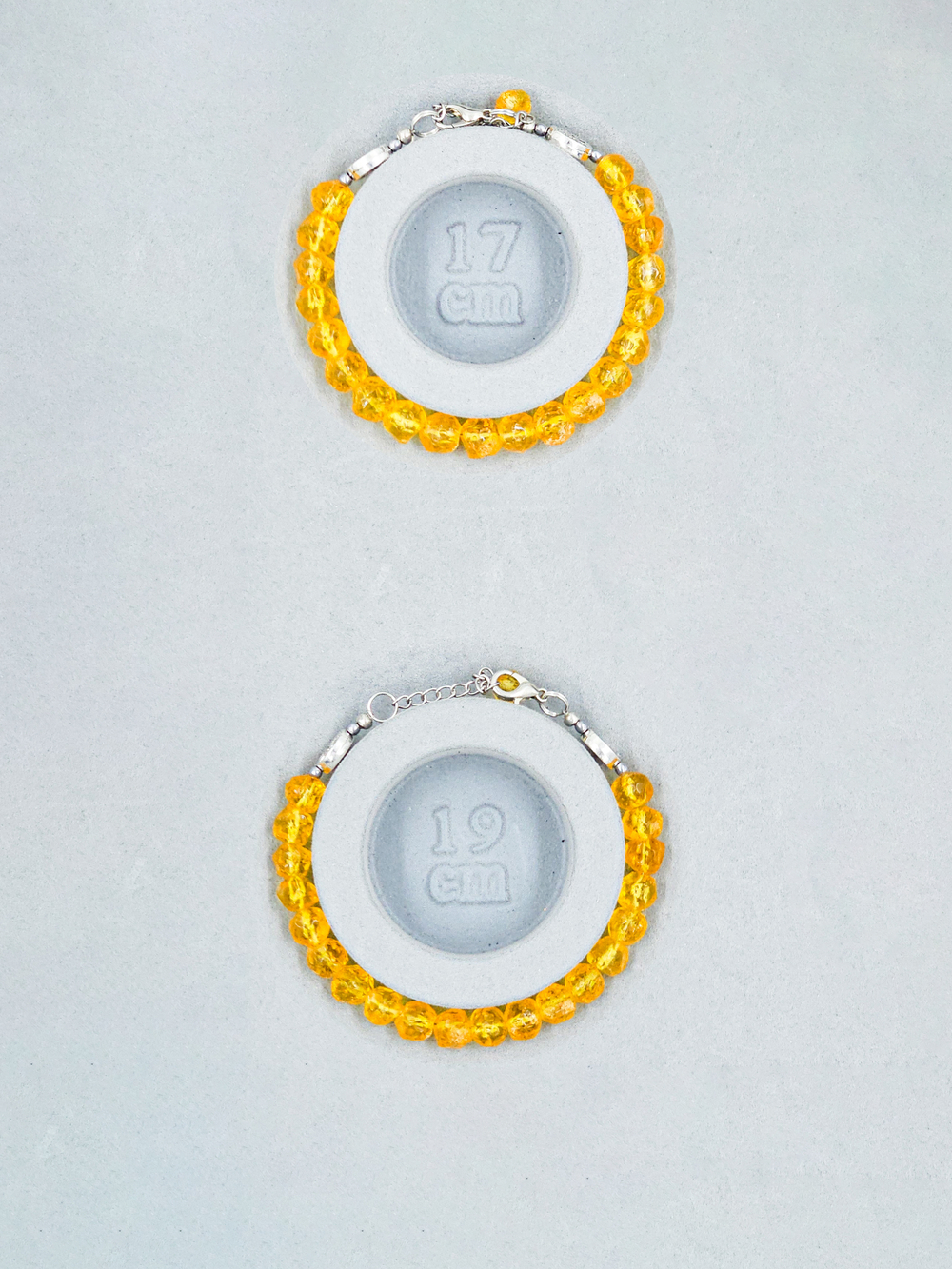 Браслет из цельного необработанного янтаря