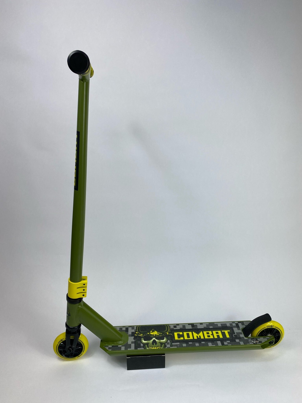 Трюковой самокат Ateox Combat Camo/Yellow 2021