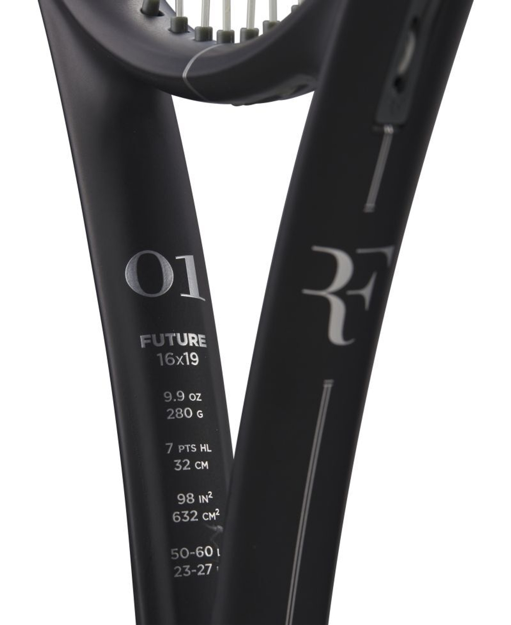 Теннисная ракетка Wilson RF 01 Future (16x19) + Струны + Натяжка