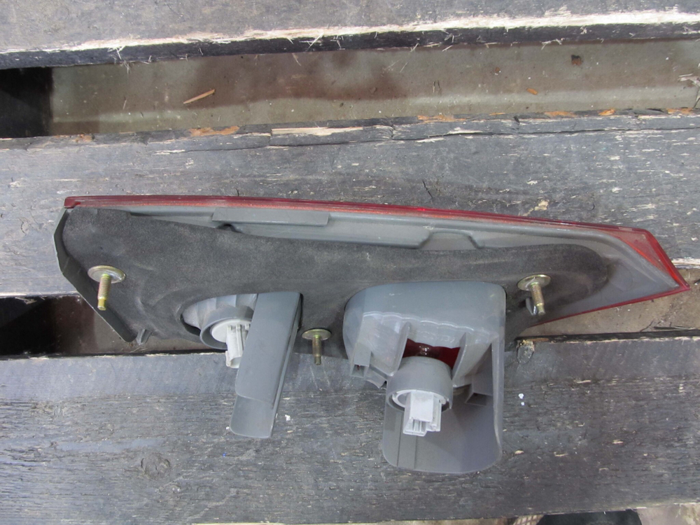 Фонарь задний правый внутренний Honda Accord 7 (CL)  Б/У  34151SEAE01