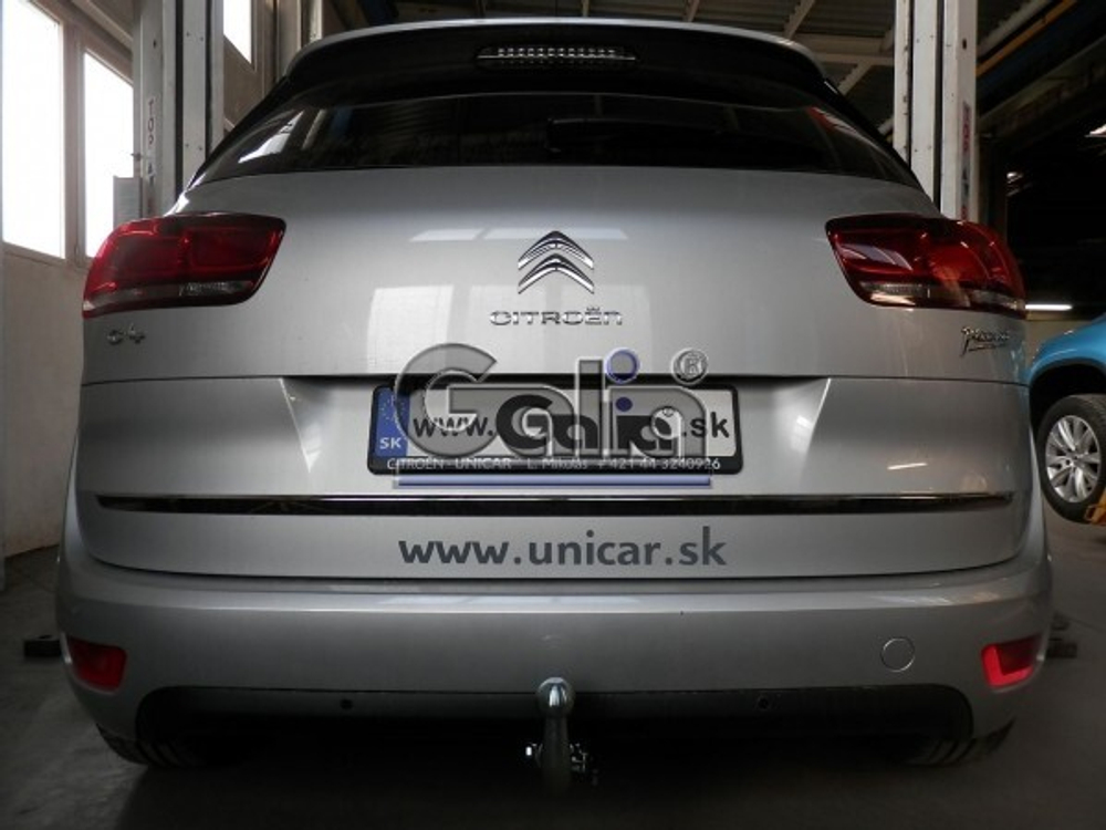 Фаркоп оцинкованный Galia C068A для Citroen C4 Picasso, C4 Grand Picasso 2013-, Peugeot 308 хетчбек, универсал 2013-(паспорт и сертификат в комплекте)(без электрики)