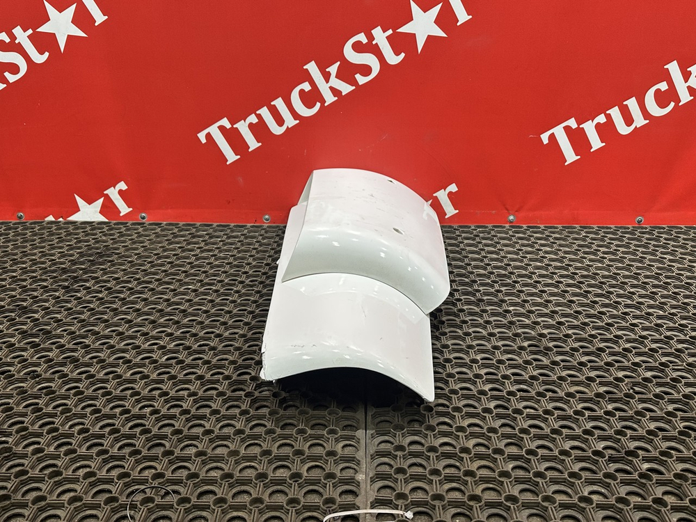 Дефлектор кабины правый