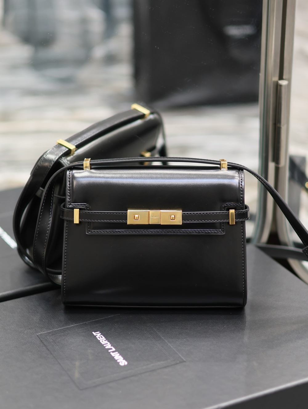 Saint Laurent Mini Manhattan In Box 19 cm