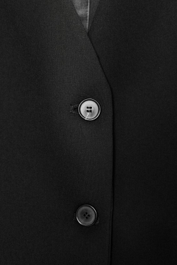 ZARA ПРИТАЛЕННЫЙ ЖИЛЕТ — ZW COLLECTION, ЧЕРНЫЙ