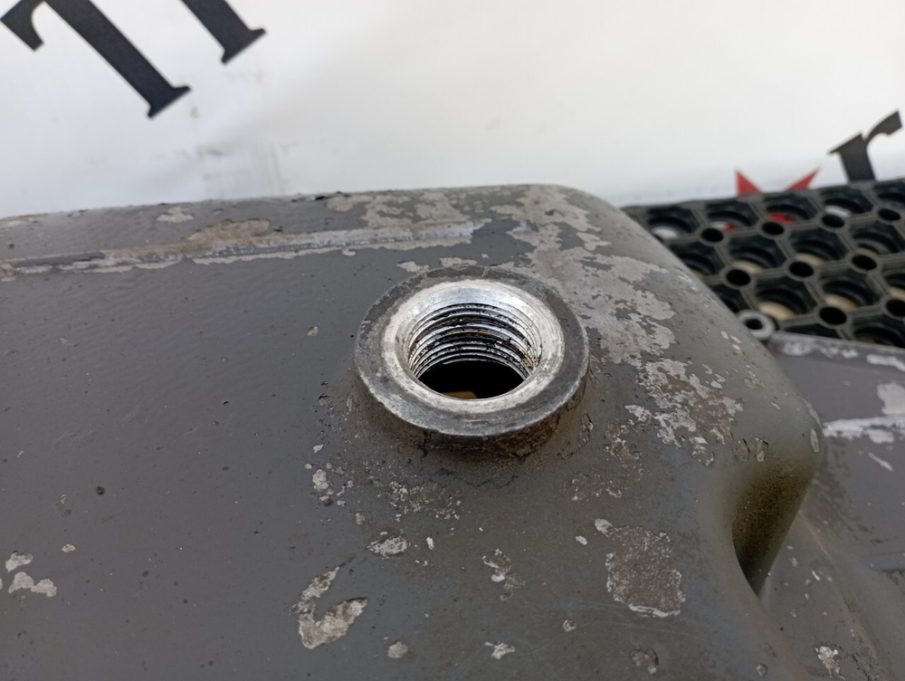 Поддон масляный двигателя