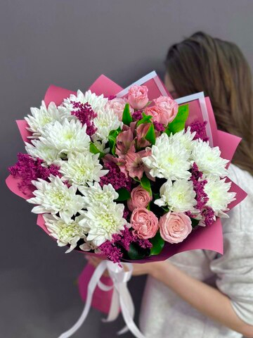 Авторский букет в яркой гамме