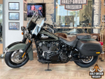 Heritage 114 Softail Harley-Davidson 2021 Vivid Black Deadwood Green / Vivid Black
