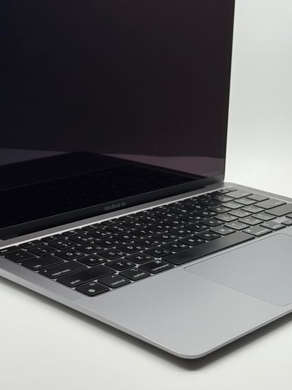 MacBook Air 13 M1 8/256Gb Space Gray
