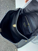 Женская сумка из натуральной кожи ягненка черного цвета