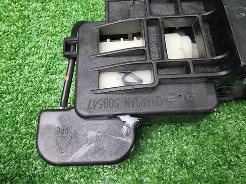 Ручка двери передняя правая Changan Uni-V (22-нв)