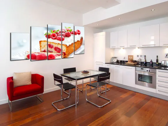 Модульная картина " Кекс с малиной "