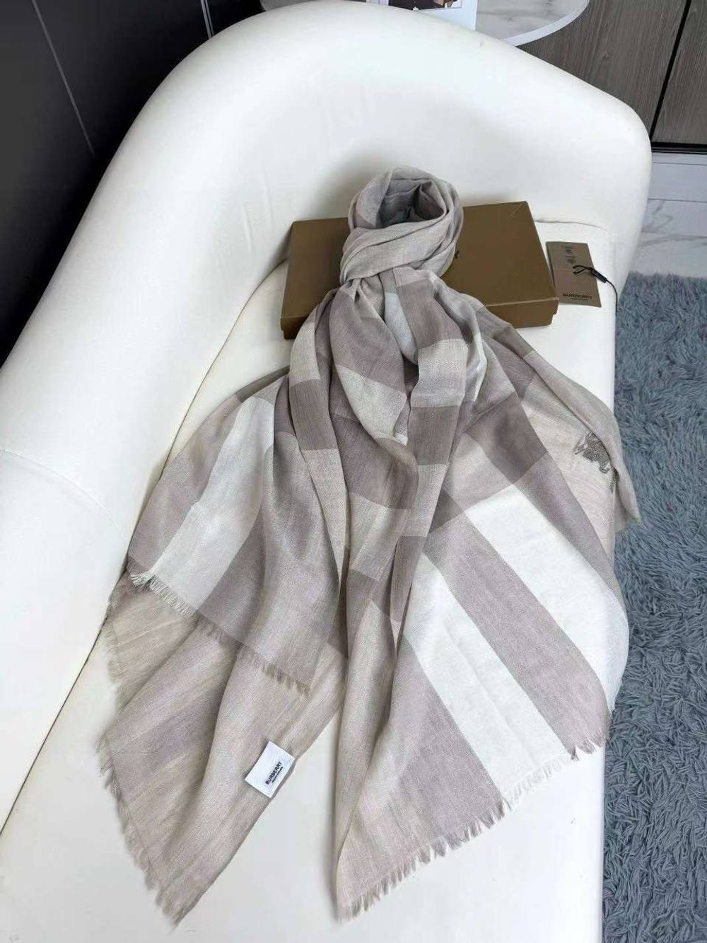 Шарф Burberry