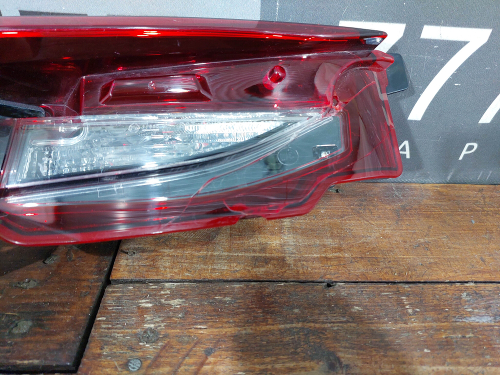 Фонарь задний левый Mazda CX-9 2 (TC) с дефектом TK50513G0