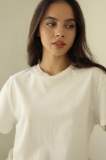 футболка свободного кроя из плотного хлопка