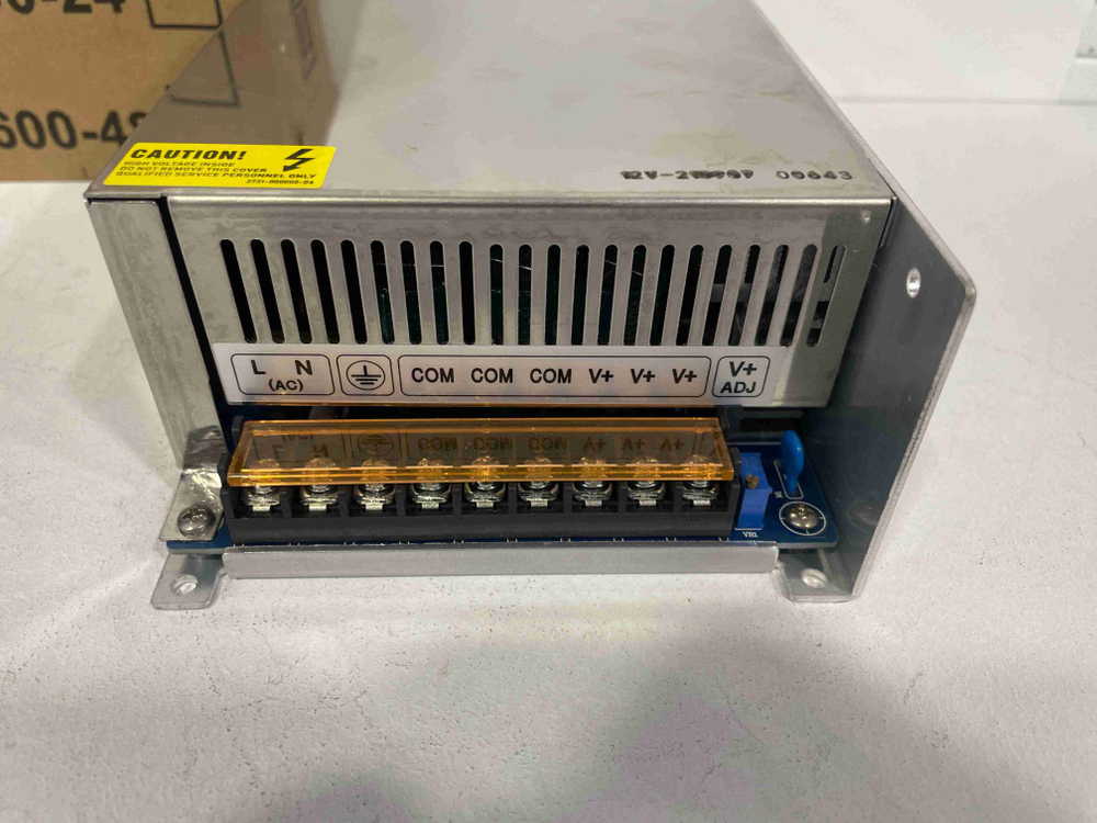 70А (220 - 12) / Преобразователь напряжения (блок питания) с 220V - на 12V, 70 ампер (1 шт.)