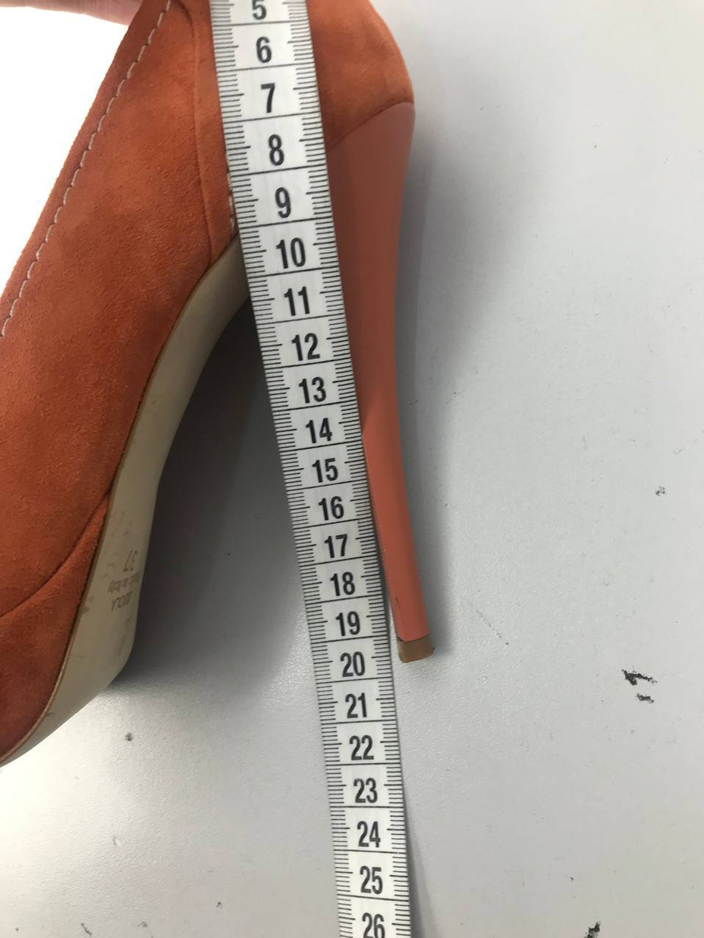 Босоножки Divino оранжевые 37 размер