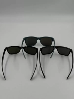 Солнцезащитные очки детские .