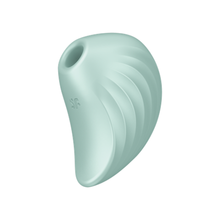 Pearl Diver