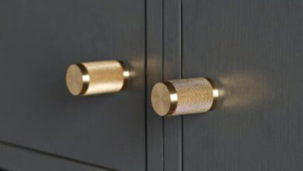 Ручка латунная мебельная кноб Ромбы-2