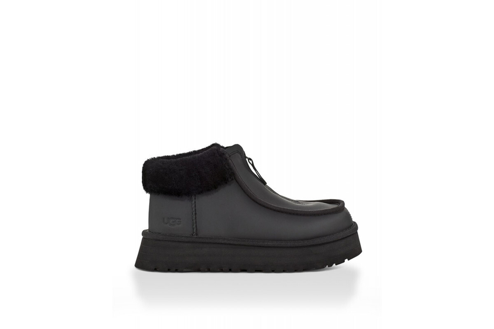 UGG Funkette Platform Leather Black