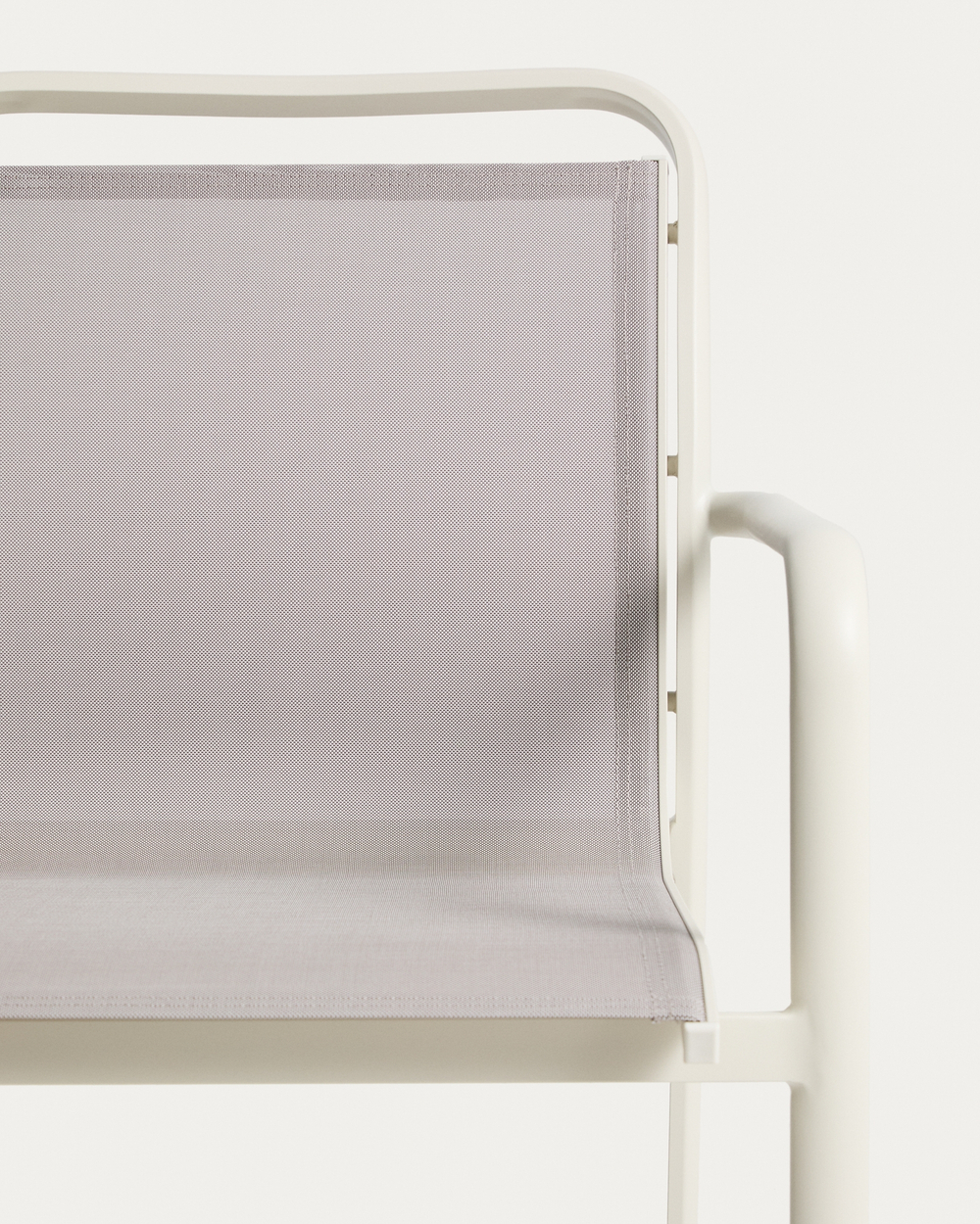 Уличный стул Luri из алюминия цвета экрю и бежевого текстиля