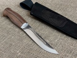 Финский нож Леуку, рукоять орех