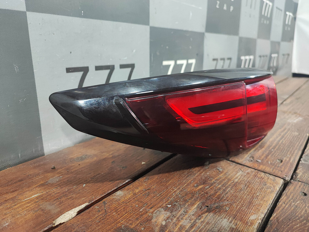 Фонарь задний левый Mazda CX-5 2 (KF) Оригинал K12351160H