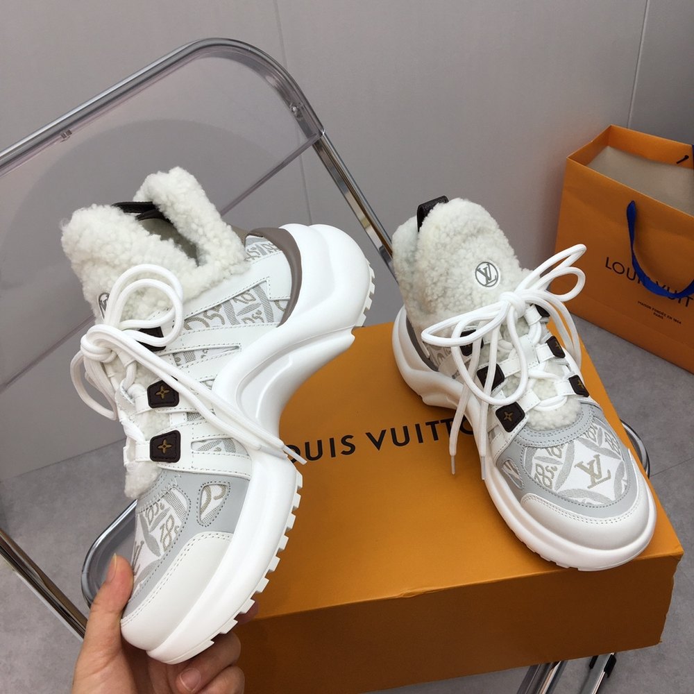 Louis Vuitton Archlight