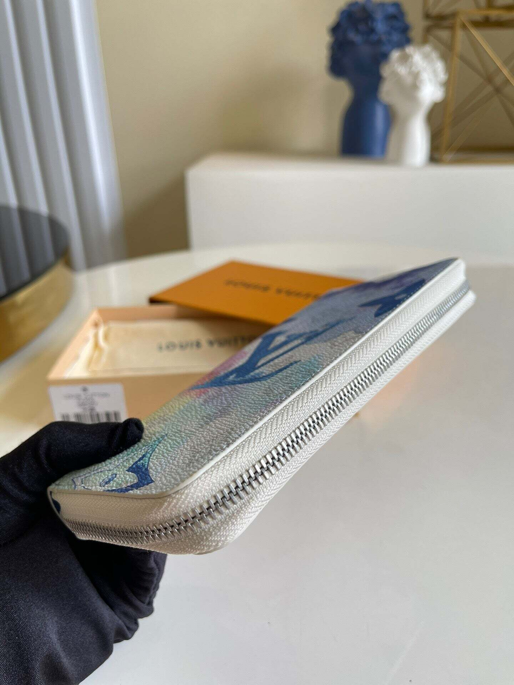 Louis Vuitton Zippy Vertical Wallet