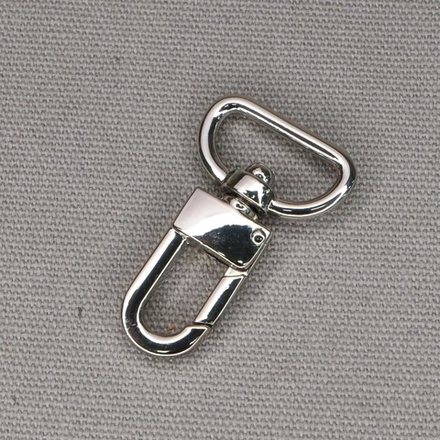 Карабин никель 21 мм