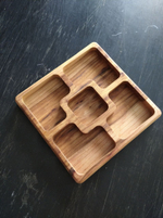 Менажница квадратная из массива бука