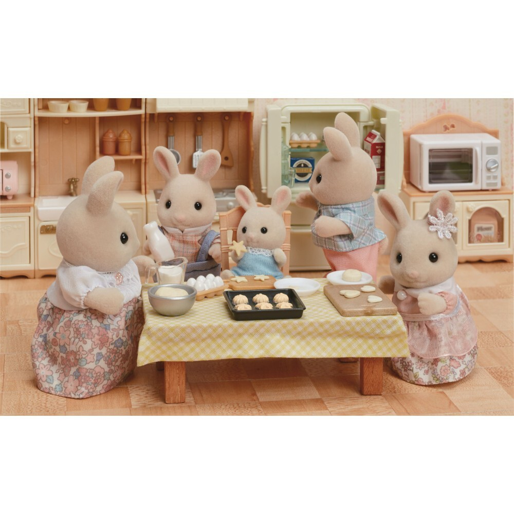 Sylvanian Families - Семья кроликов Бисквит 5706 / артикул   5706  / GTIN 5054131057063