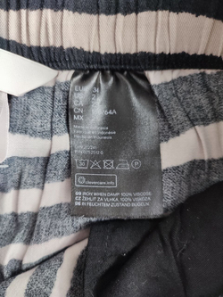 Юбка H&M из вискозы в полоску 40 размер