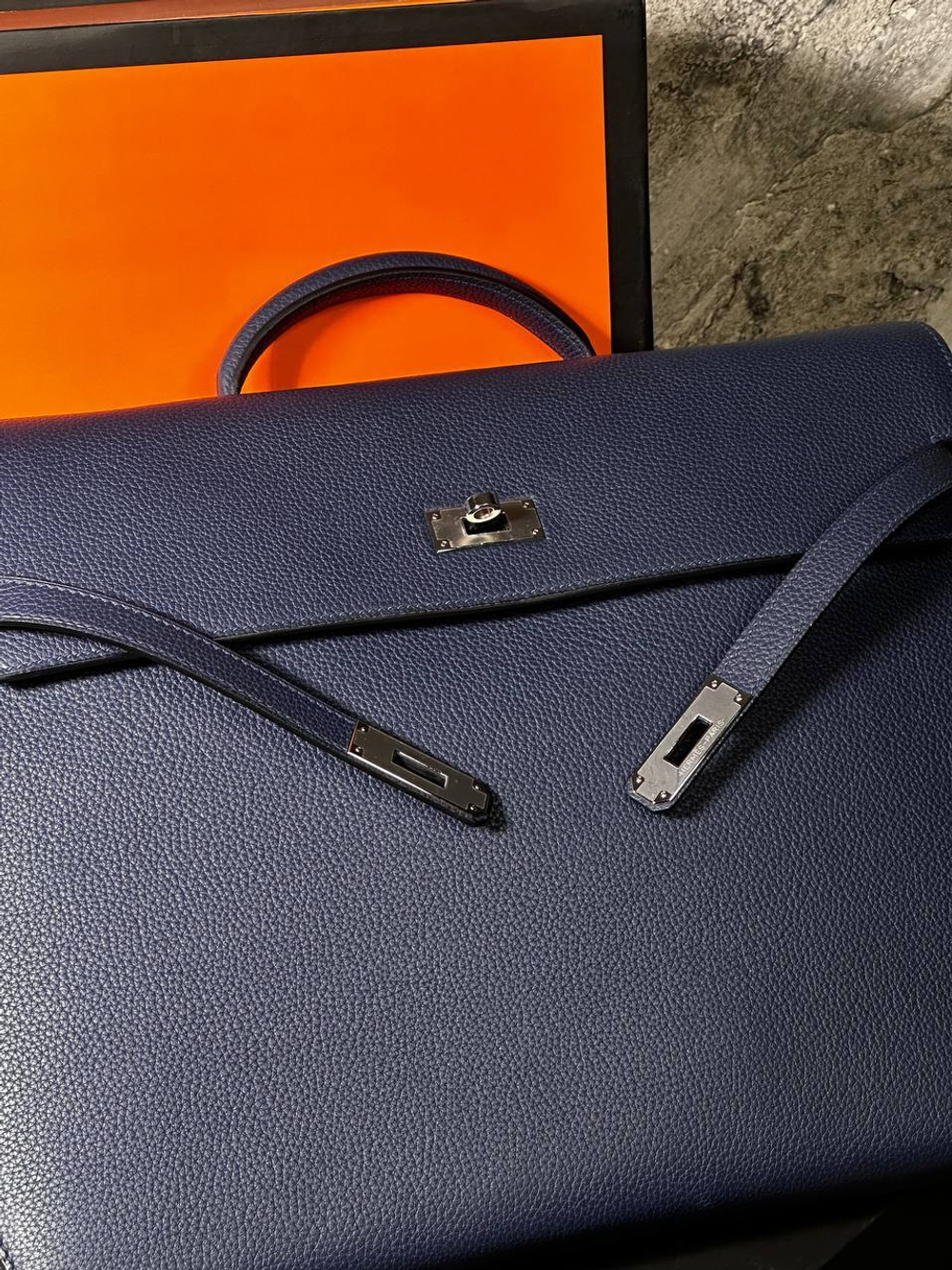 Портфель Hermes