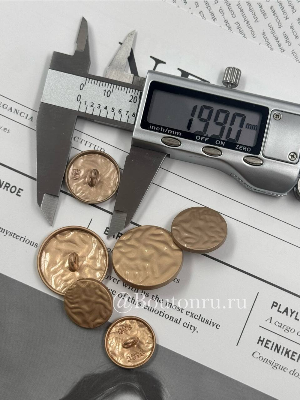 Пуговицы жатый металл матовое золото