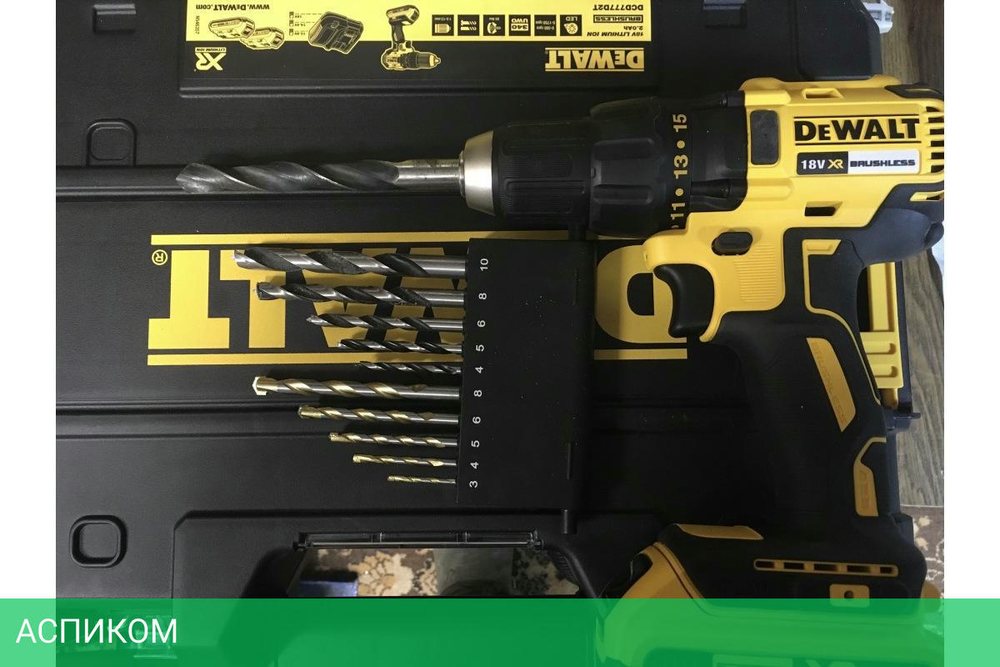 Дрель-шуруповерт DeWalt DCD777D2T-QW с 2-мя АКБ, кейс