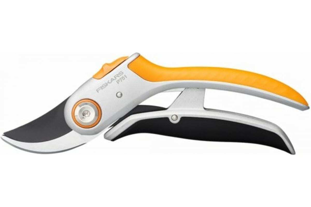 Металлический плоскостной секатор Fiskars Plus PowerLever P751 1057172