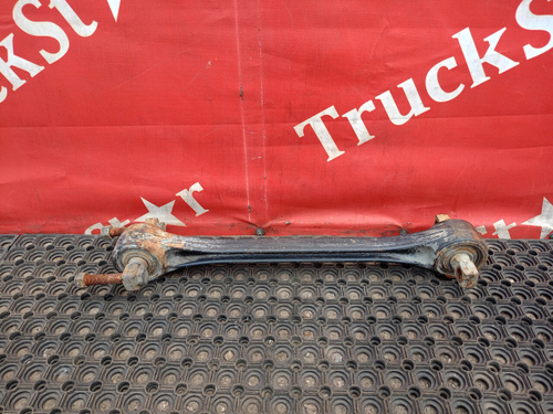 Тяга реактивная задняя