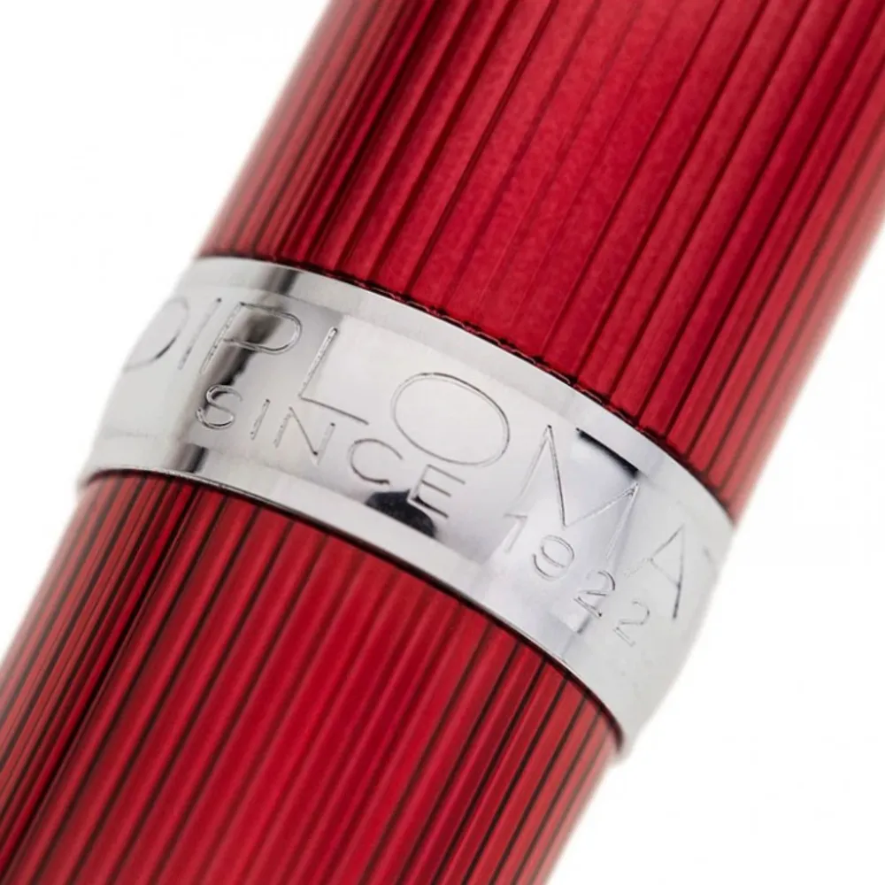 Перьевая ручка Diplomat Excellence A2 Skyline red F (D40216023) 4