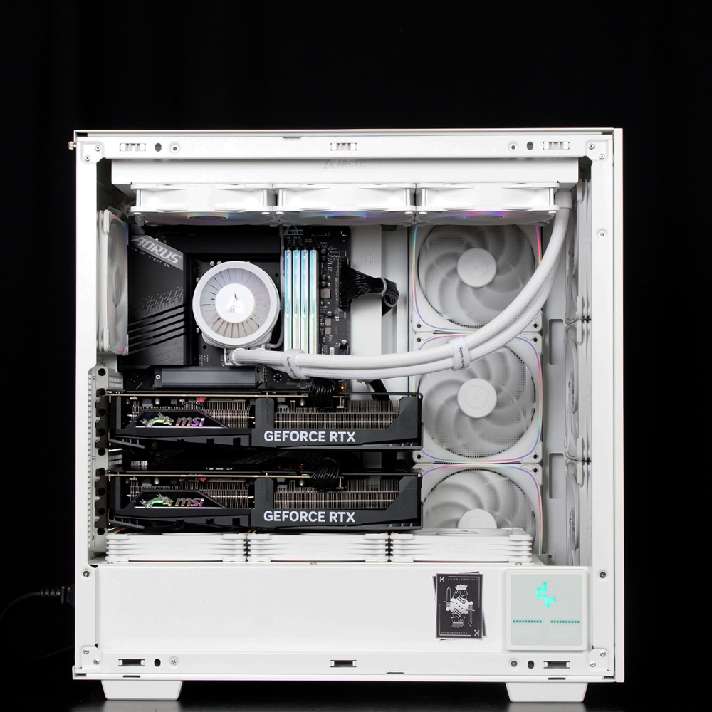 Ryzen 9 7950X3D + RTX 5090 32Gb