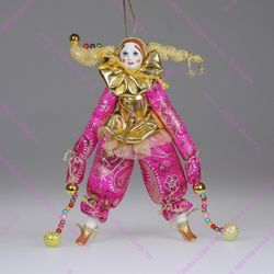 Ёлочная игрушка Клоун парчовый в двурогом колпачке