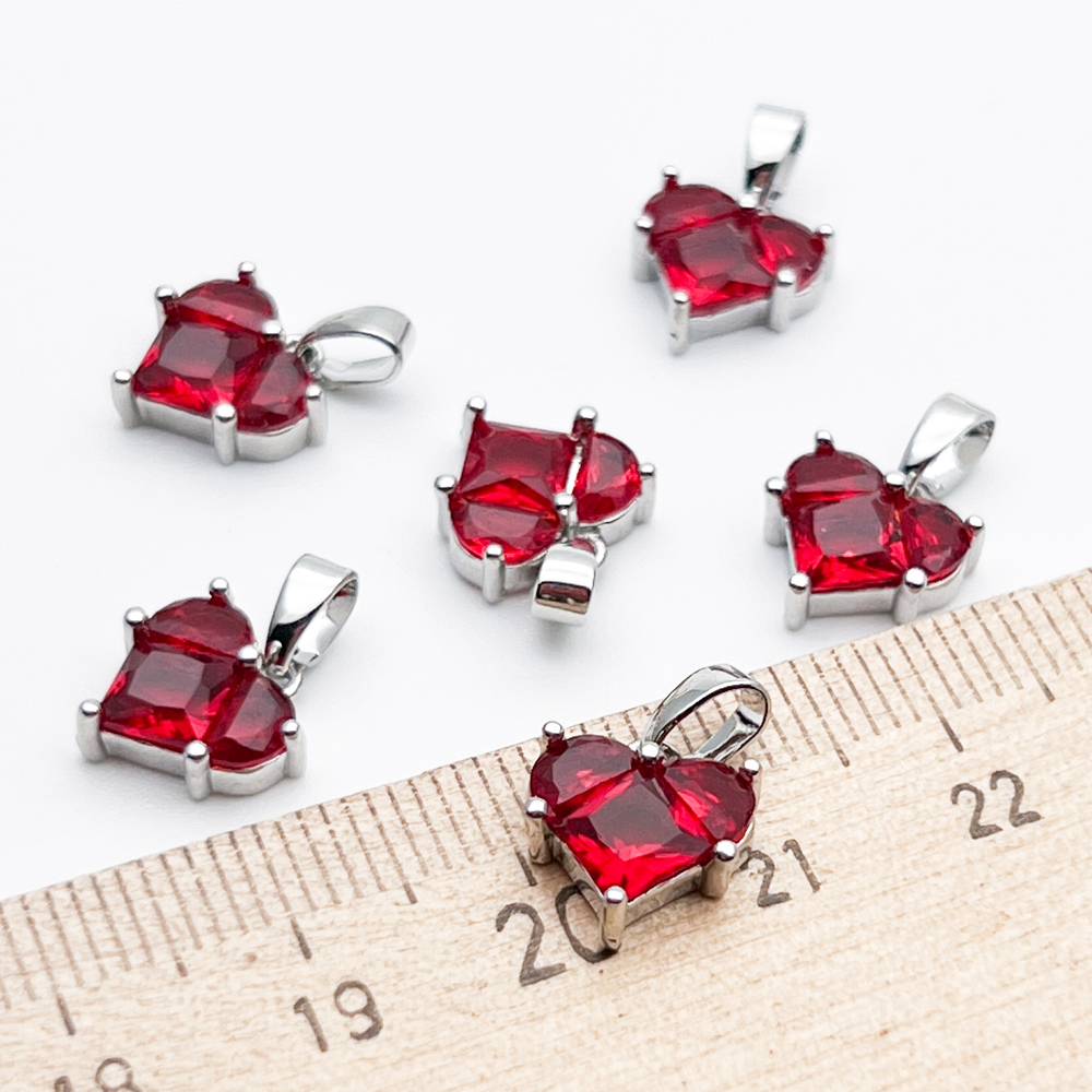 Подвеска Сердце, цвет серебро+красный, размер 10 мм, цена за 1 шт