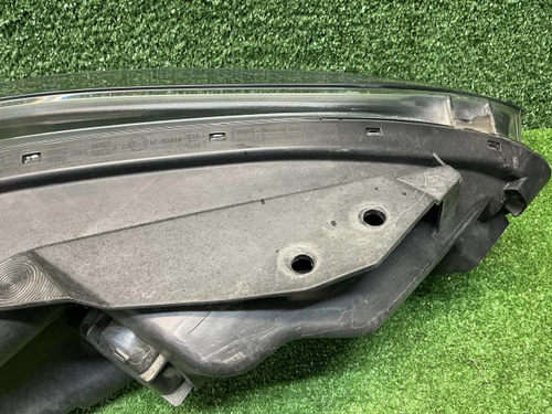 Фара левая Kia Ceed 3 (2018-2021) галоген