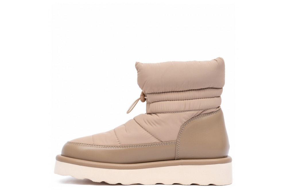 Ugg Classic Mini Blow Sand