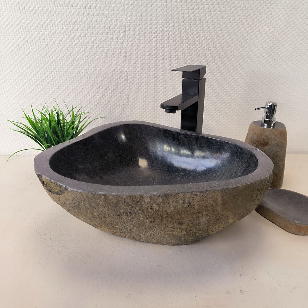 Раковина из речного камня RS-66025 43х37х15 из натурального камня