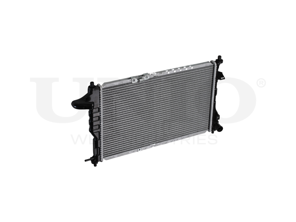 Радиатор охлаждения двигателя UNIO RAD-10106