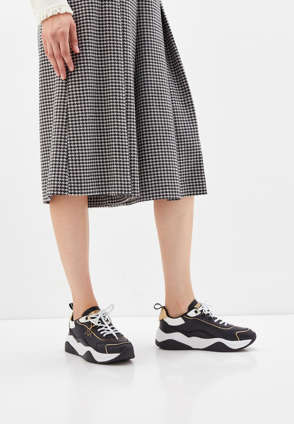 Кроссовки женские ARMANI EXCHANGE CHER