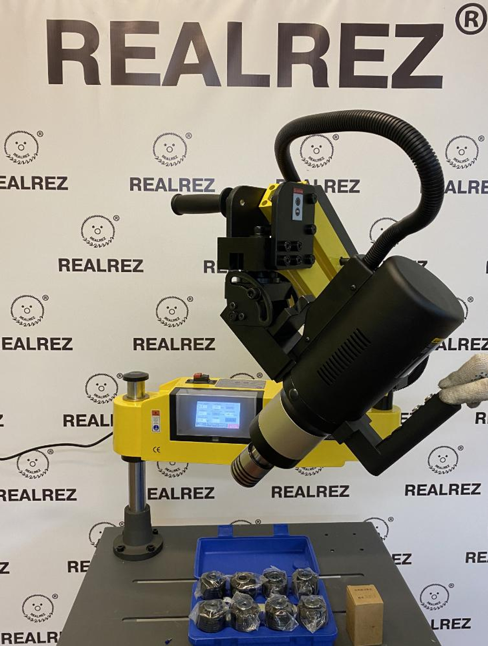 Резьбонарезной манипулятор REALREZ M30S
